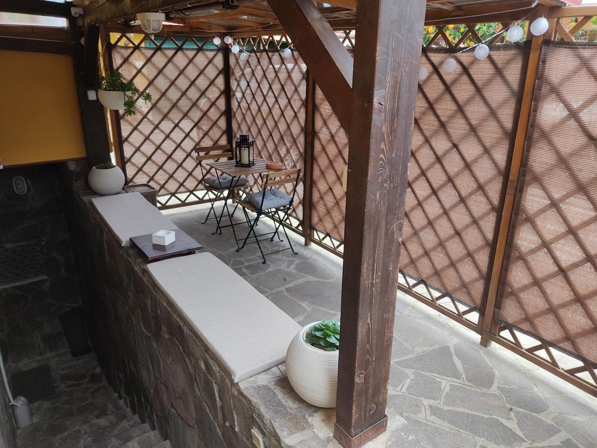 Sweethome Appartamento In Villa Privata Varcaturo Exterior foto